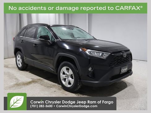 Used 2019 Toyota RAV4 XLE image 1
