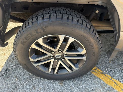 Used 2022 Ford F150 XL w/ STX Appearance Package RWD image 17