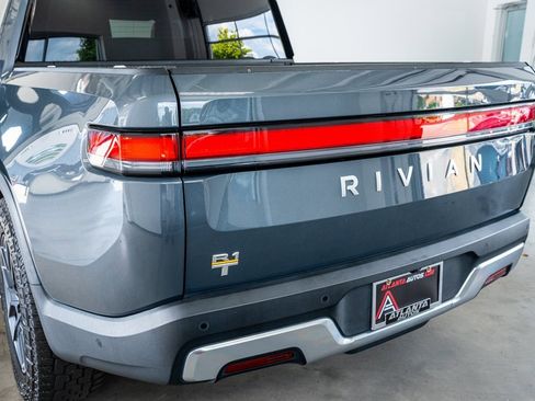 Used 2022 Rivian R1T Launch Edition image 26