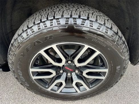 Used 2022 GMC Yukon XL AT4 w/ Max Trailering Package image 20