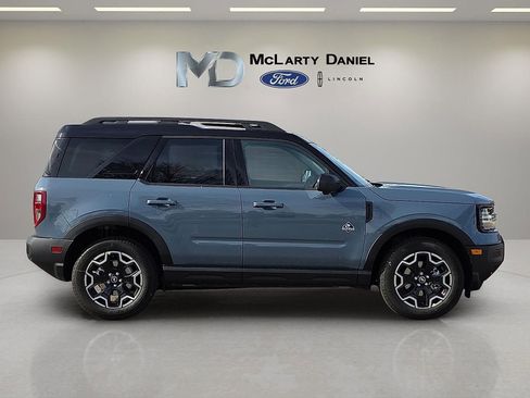 New 2025 Ford Bronco Sport Outer Banks w/ Outer Banks Tech Package+ AWD/4WD image 6