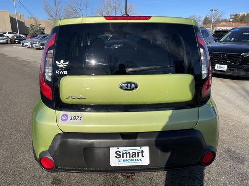 Used 2016 Kia Soul Base image 9