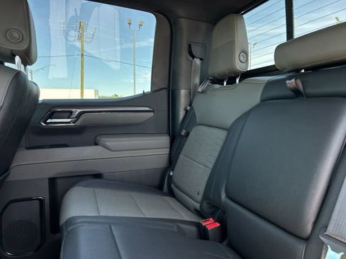 Used 2022 Chevrolet Silverado 1500 ZR2 AWD/4WD image 16