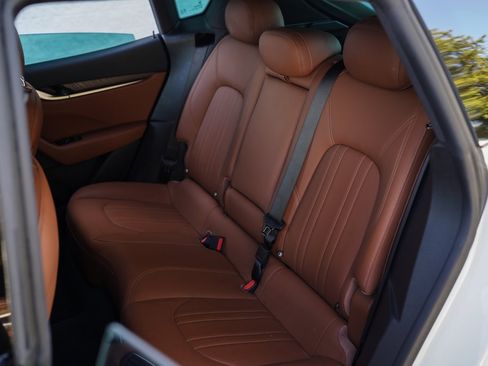 Used 2022 Maserati Levante GT image 22