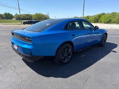 New 2026 Dodge Charger R/T w/ Blacktop Package AWD/4WD image 7