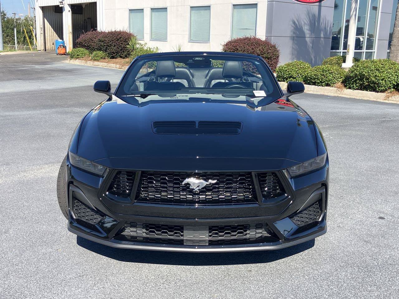 Used 2025 Ford Mustang GT Premium RWD image 19