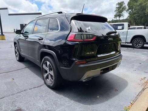 Used 2021 Jeep Cherokee Limited w/ Elite Package AWD/4WD image 4