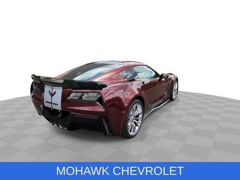 Used 2018 Chevrolet Corvette Z06 RWD image 9