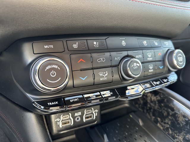 Used 2026 Dodge Durango GT AWD/4WD image 36