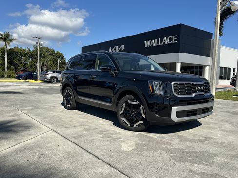 New 2025 Kia Telluride S image 1