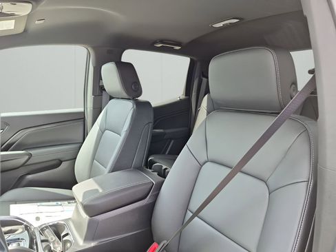 New 2026 GMC Canyon Elevation w/ Convenience Package image 30