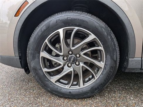 Used 2020 Lincoln Corsair FWD w/ Equipment Group 101A image 10