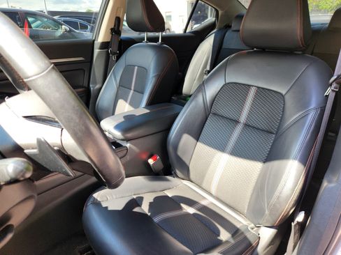 Used 2024 Nissan Altima 2.5 SR FWD image 16