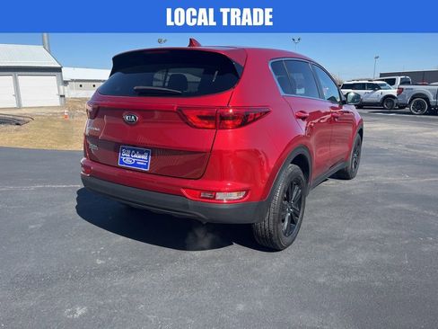 Used 2019 Kia Sportage LX image 4