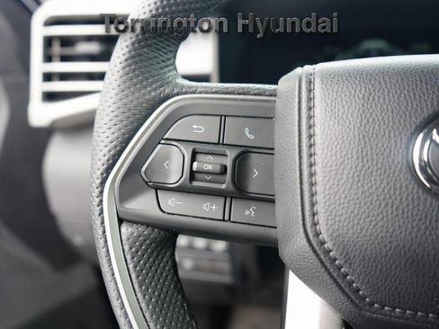 Used 2025 Toyota Sequoia Limited image 17