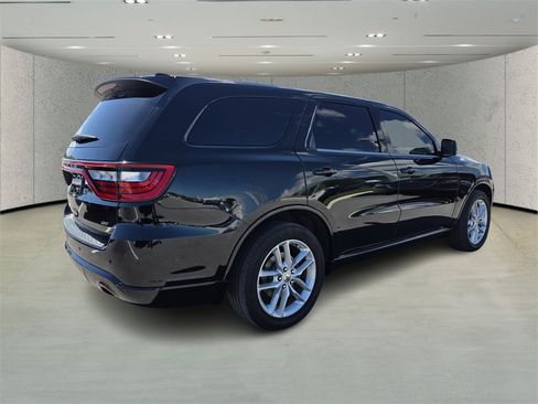 Used 2022 Dodge Durango GT image 3