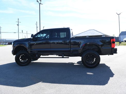 Used 2024 Ford F250 Lariat w/ Lariat Ultimate Package AWD/4WD image 11