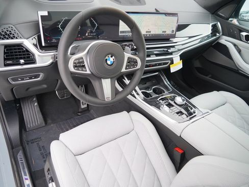 New 2027 BMW X7 xDrive40i w/ Executive Package AWD/4WD image 11