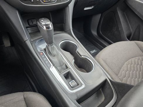 Used 2018 Chevrolet Equinox LT FWD image 22