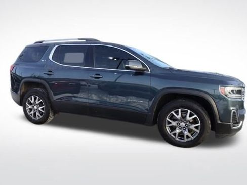 Used 2020 GMC Acadia SLT w/ Driver Alert Package II image 14