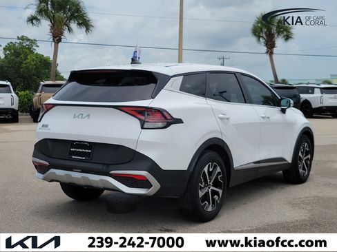 Certified 2024 Kia Sportage EX FWD image 6