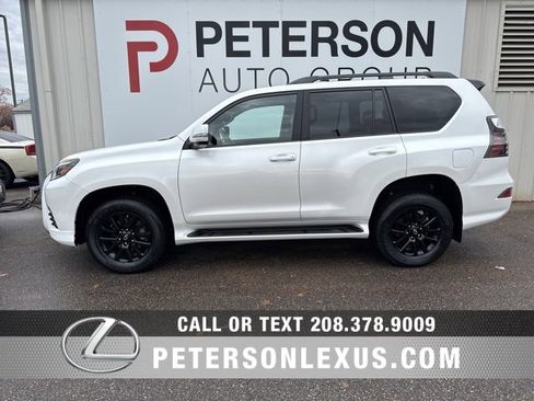 Used 2023 Lexus GX 460 image 6