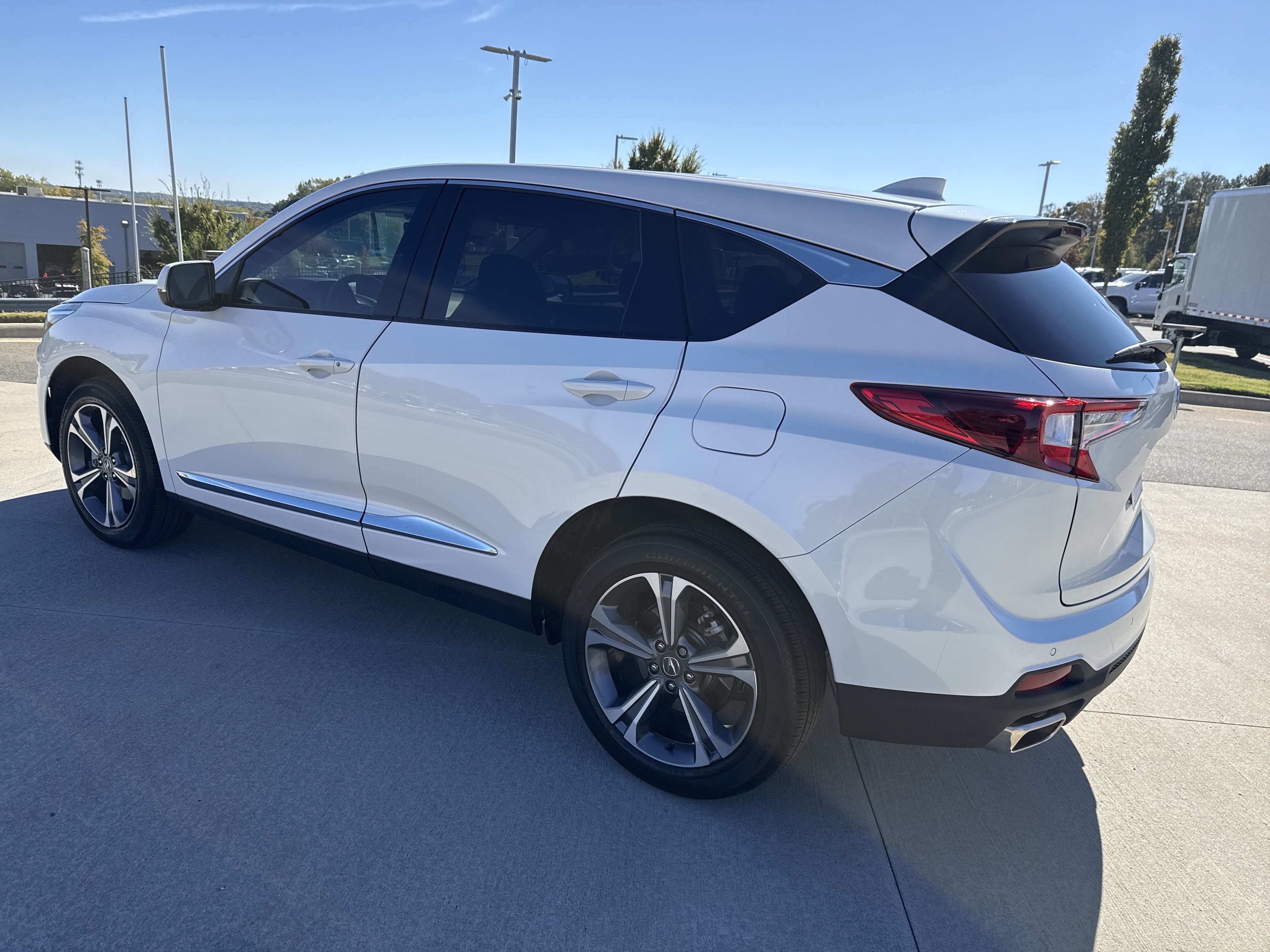 Used 2025 Acura RDX w/ Technology Package AWD/4WD image 9