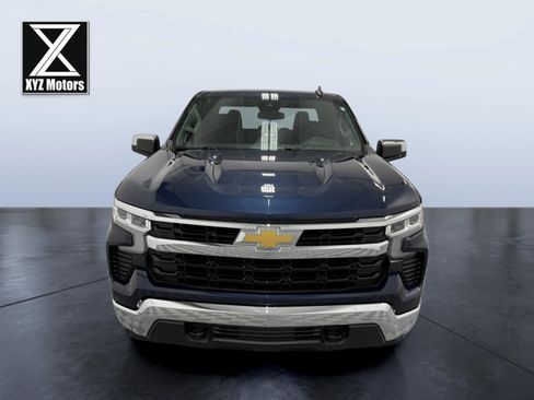 Used 2023 Chevrolet Silverado 1500 LT AWD/4WD image 8