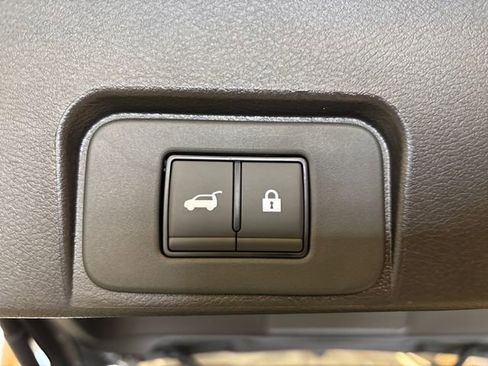 New 2026 Nissan Rogue SV w/ Rock Creek Premium Package AWD/4WD image 17