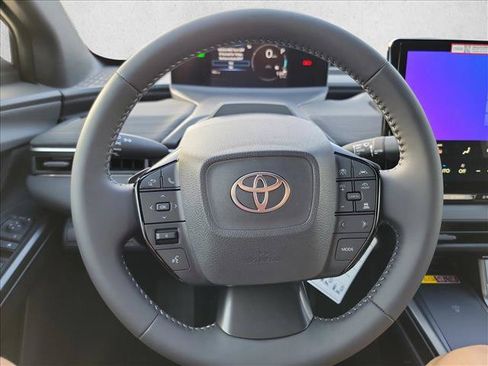 Used 2026 Toyota C-HR AWD/4WD image 16