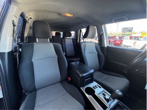 Used 2014 Toyota 4Runner SR5 AWD/4WD image 4