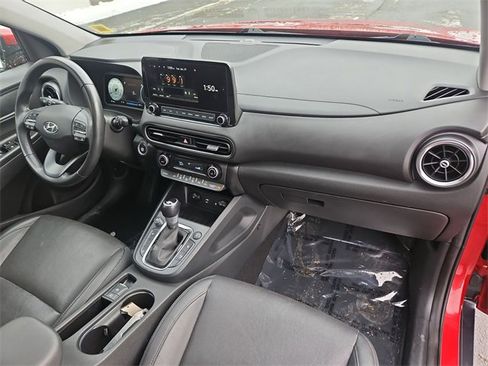 Used 2022 Hyundai Kona Limited image 28