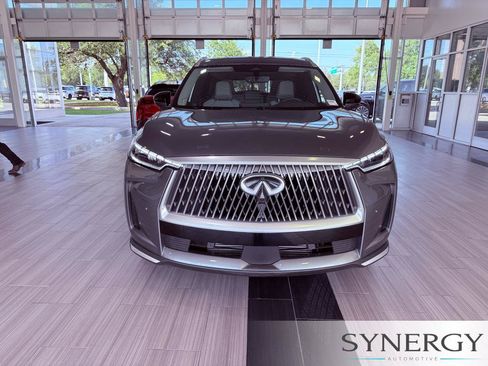 Used 2026 INFINITI QX60 Luxe FWD image 2