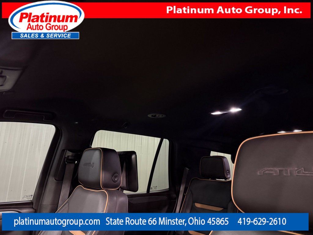 Used 2023 GMC Yukon AT4 AWD/4WD image 13
