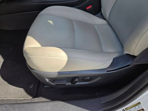 Used 2025 MAZDA CX-30 AWD 2.5 S w/ Preferred Package image 15