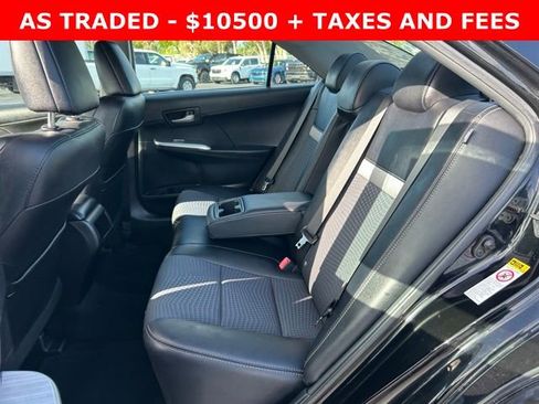 Used 2014 Toyota Camry SE image 15