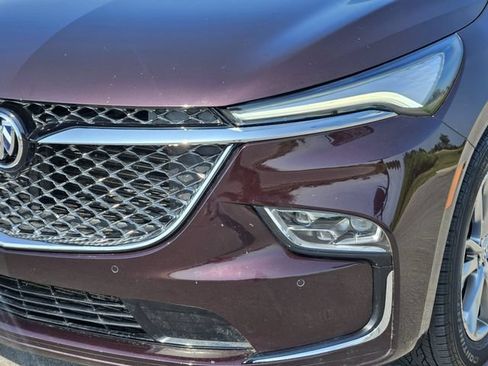 Used 2024 Buick Enclave Avenir w/ Avenir Technology Package AWD/4WD image 9