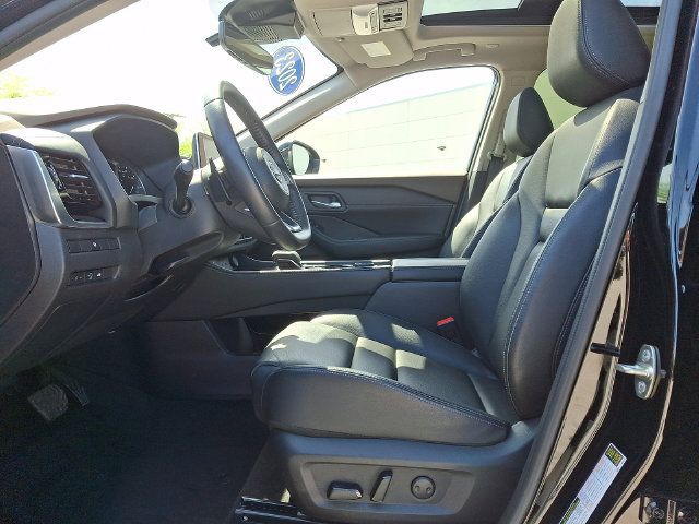 Used 2023 Nissan Rogue SL AWD/4WD image 13