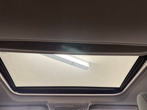 Used 2020 Toyota RAV4 XLE w/ Convenience Package image 27