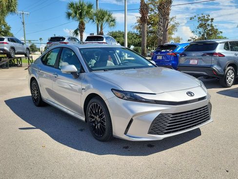 New 2026 Toyota Camry LE FWD image 3