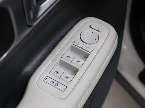 Used 2024 Hyundai Santa Fe SEL image 19