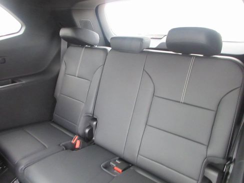 New 2026 GMC Acadia Elevation w/ Elevation Premium Package FWD image 14