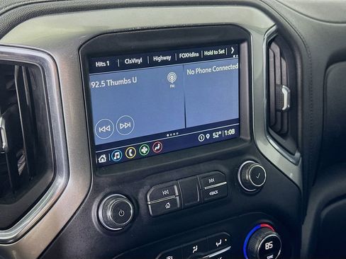 Used 2021 Chevrolet Silverado 1500 LT Trail Boss w/ Convenience Package II image 19