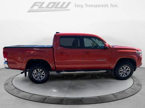 Used 2016 Toyota Tacoma SR5 image 9