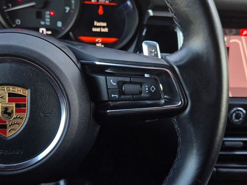 Used 2024 Porsche Macan image 22