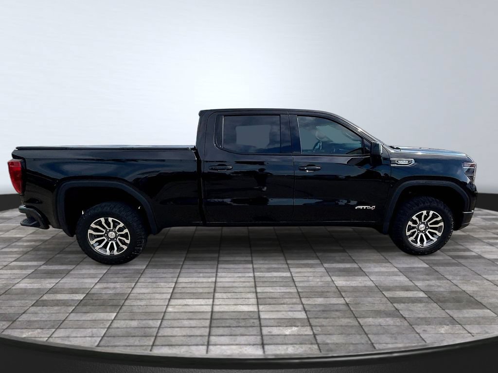 Used 2022 GMC Sierra 1500 AT4 w/ AT4 Preferred Package AWD/4WD image 8