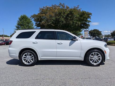 Used 2024 Dodge Durango GT AWD/4WD image 9