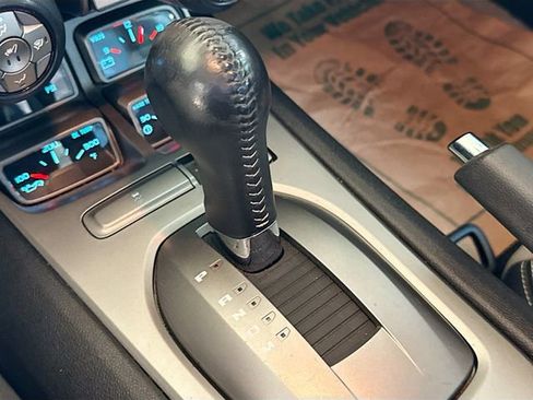 Used 2010 Chevrolet Camaro SS image 16