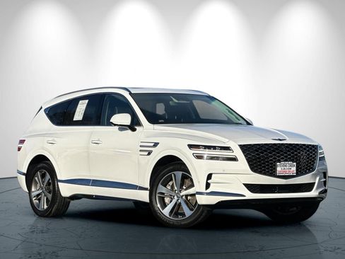 Used 2023 Genesis GV80 2.5T w/ Prestige 20" Package image 2