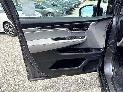 Used 2018 Honda Odyssey EX-L image 14